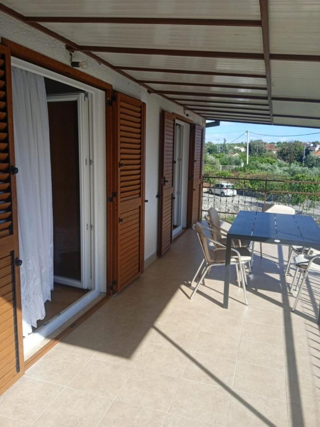 Apartments Ante - 50 M From The Sea 브랜지카 외부 사진
